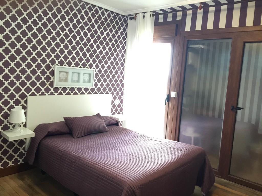 Hostal El Carro Laredo Esterno foto